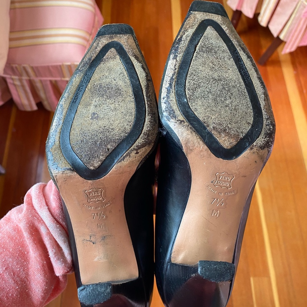 Kenneth Cole Leather Heels, size 7.6 - Picture 2 of 8